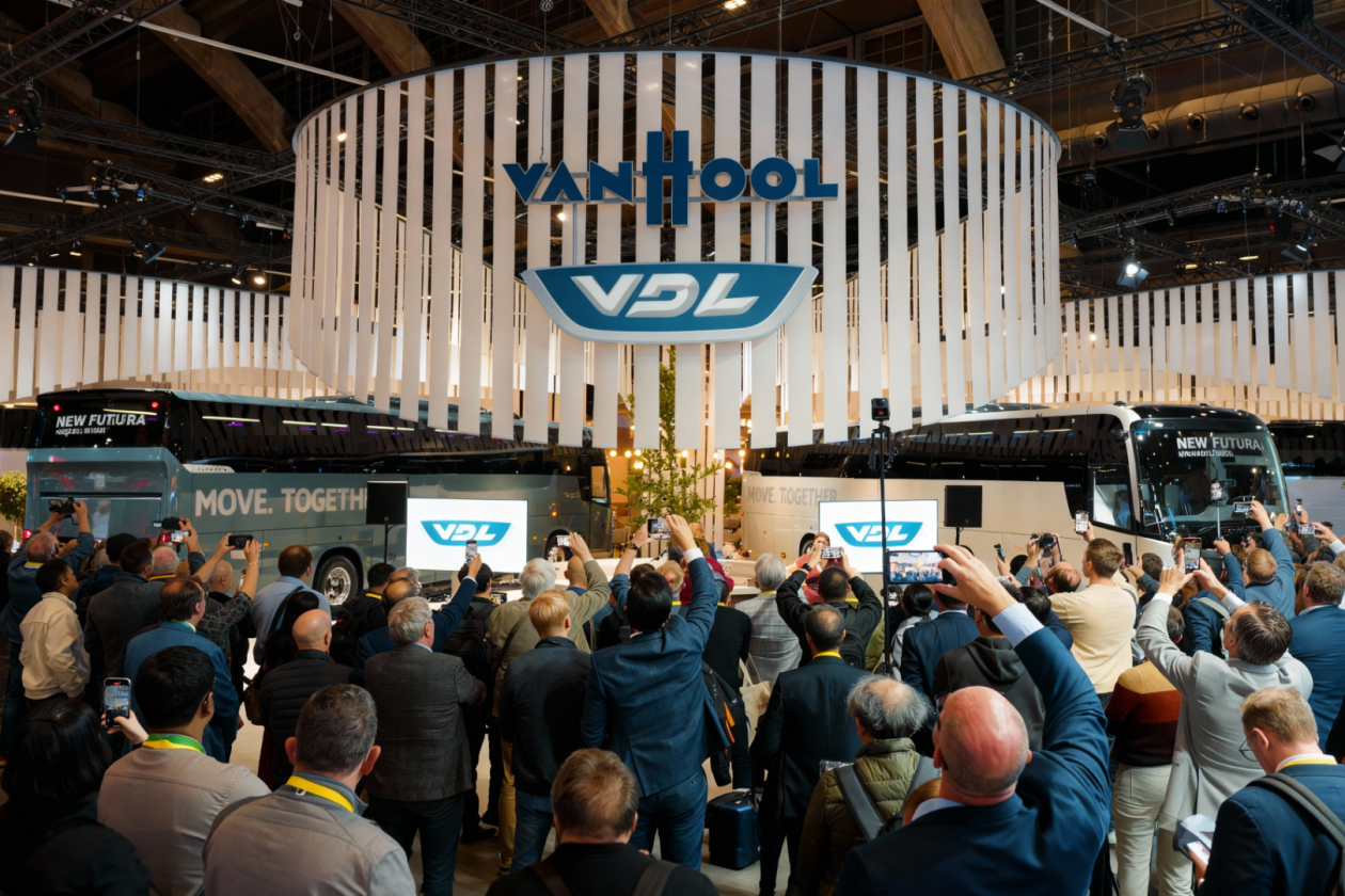 VDL Bus Group presents new coach at Busworld